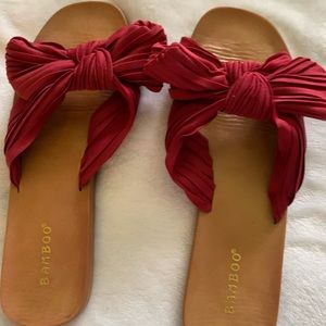Flat sandals by Bamboo